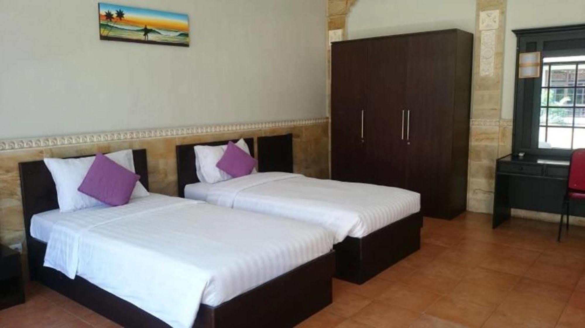 Hana Kuta Beach Hotel מראה חיצוני תמונה